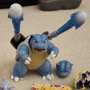 Pokemon Figures (Bundle)